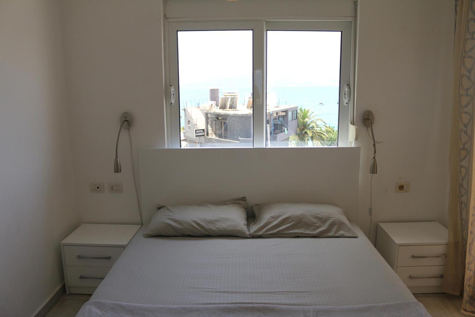 Robin Sea View Apartment Sarandë Exterior foto