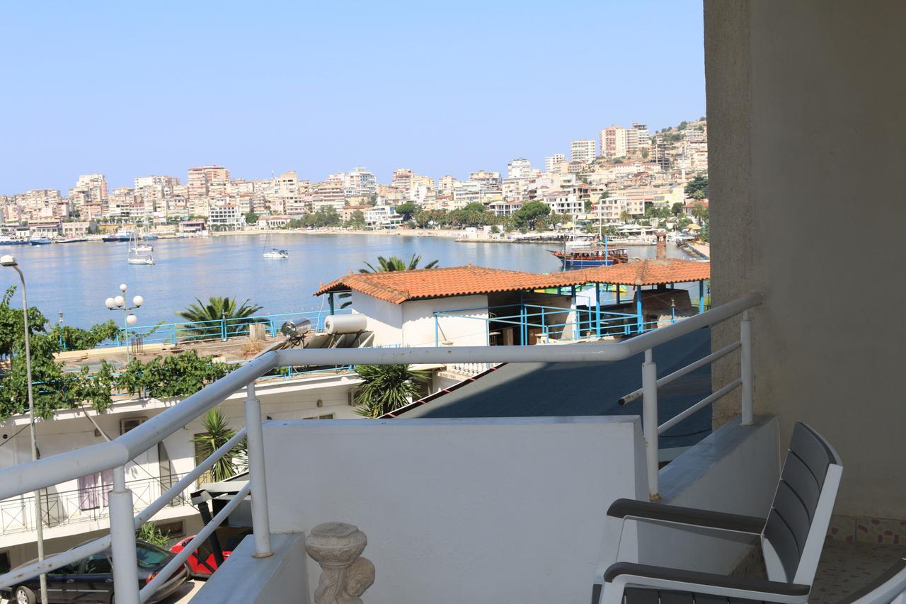 Robin Sea View Apartment Sarandë Exterior foto